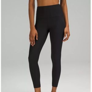 Lululemon Align Rib Crop 23 length. Size 10